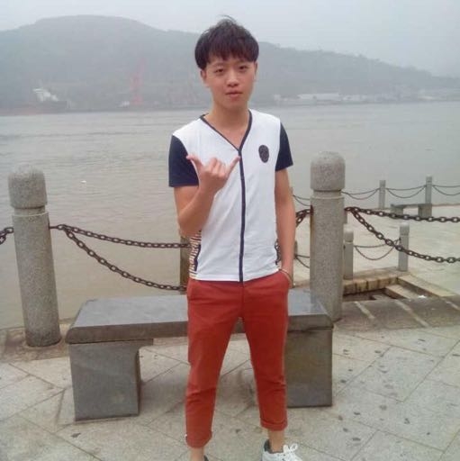 刘子颖的第一张照片--茂名相亲服务中心