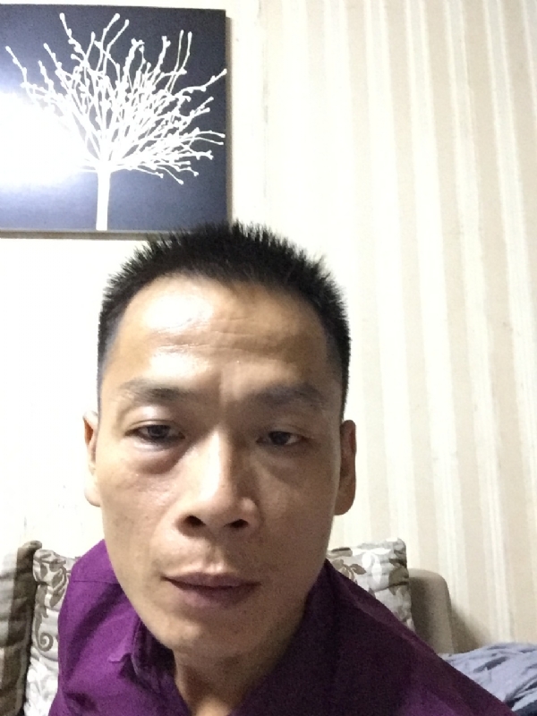 alongzhe的第一张照片--茂名相亲服务中心