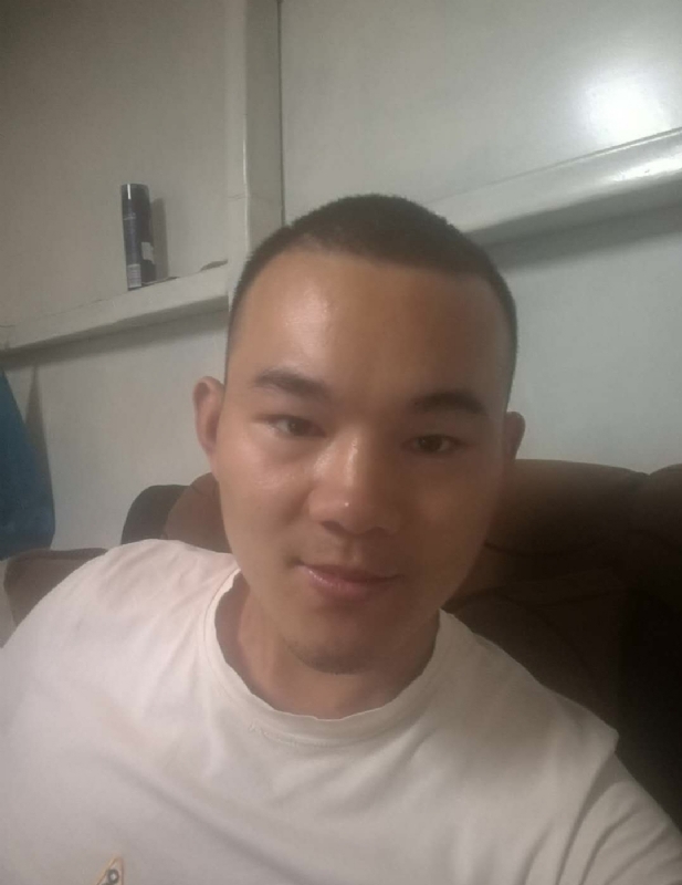 小強。。的第一张照片--茂名相亲服务中心
