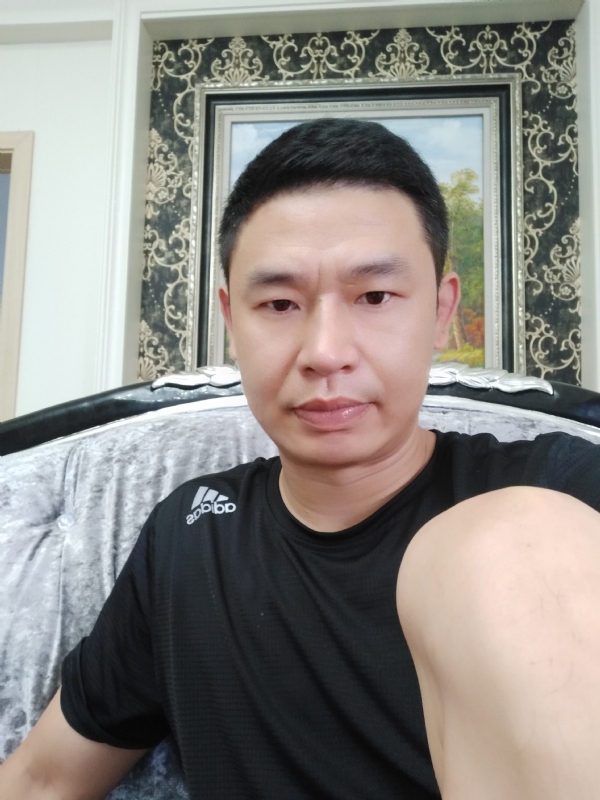 风的第一张照片--茂名相亲服务中心