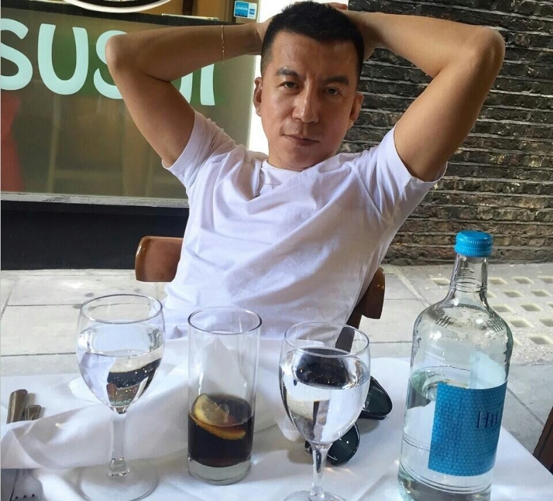 不忘初心的第一张照片--茂名相亲服务中心