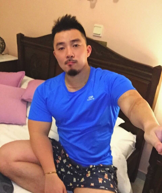上下一条龙的第一张照片--茂名相亲服务中心