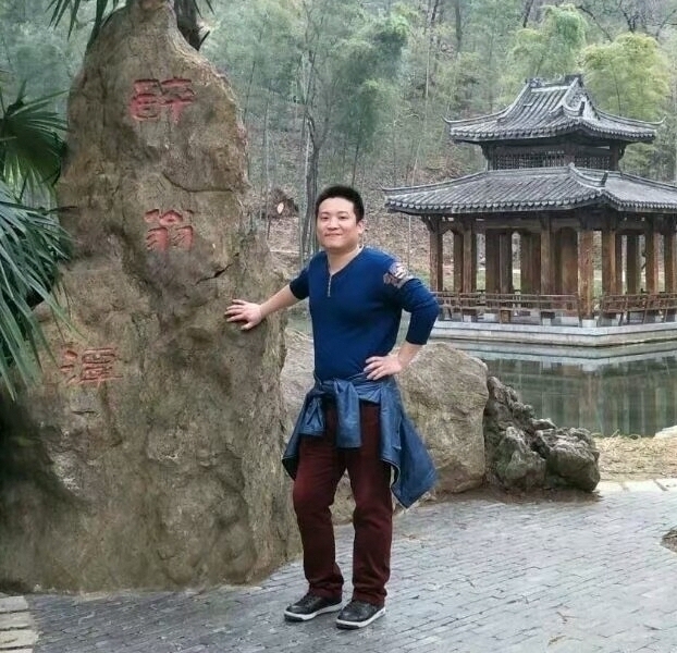 烦事用点心的第一张照片--茂名相亲服务中心