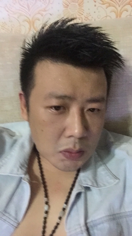 沐浴阳光的第一张照片--茂名相亲服务中心