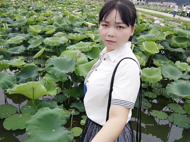 小五同学的第二张照片--茂名相亲服务中心