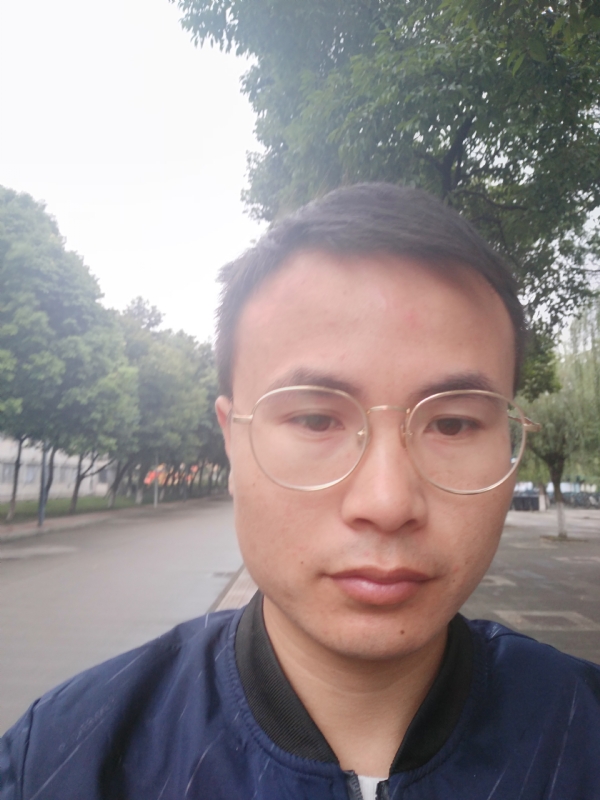 零丁星辰的第一张照片--茂名相亲服务中心