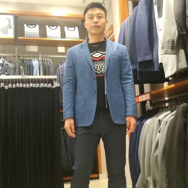 一只蚂蚁的第一张照片--茂名相亲服务中心
