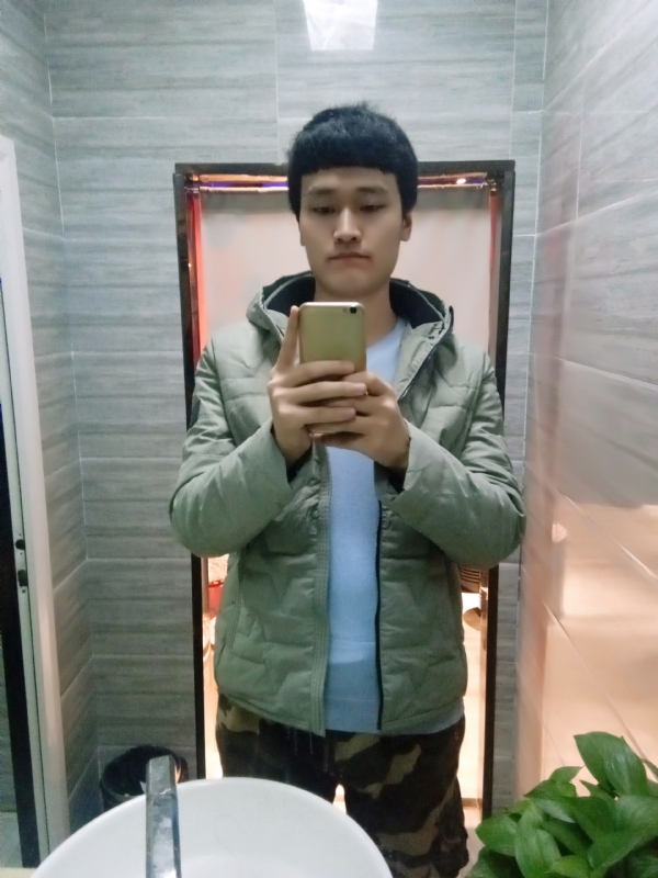 詹姆斯的第一张照片--茂名相亲服务中心