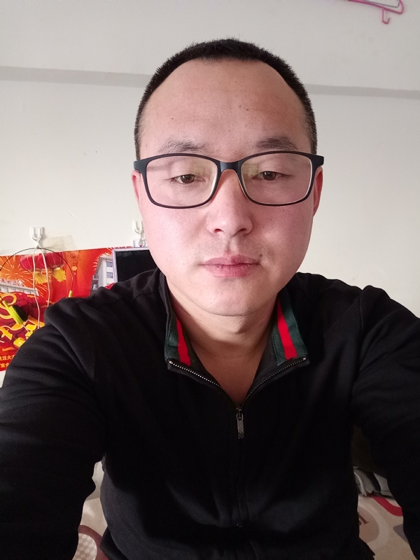 青苹果的第一张照片--茂名相亲服务中心