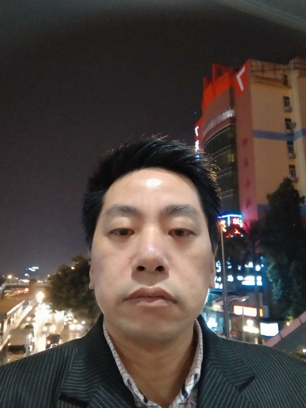 寻找真爱的第一张照片--茂名相亲服务中心