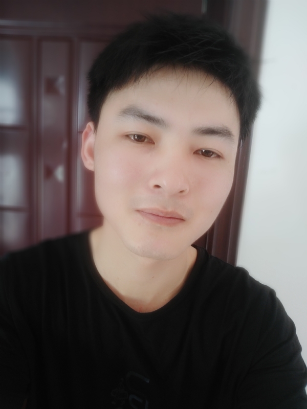 小情绪)っ的第一张照片--茂名相亲服务中心