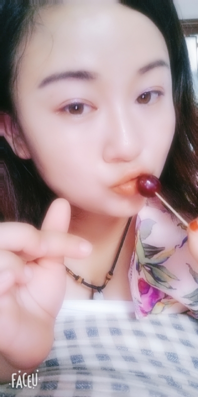 霸气璐妞的第一张照片--茂名相亲服务中心