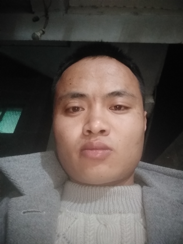 小磊的第一张照片--茂名相亲服务中心
