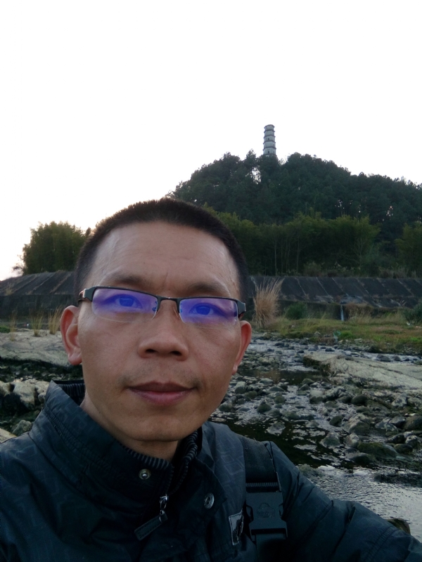 jame的第二张照片--茂名相亲服务中心