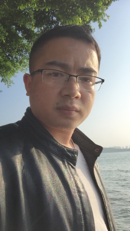 志尧的第一张照片--茂名相亲服务中心