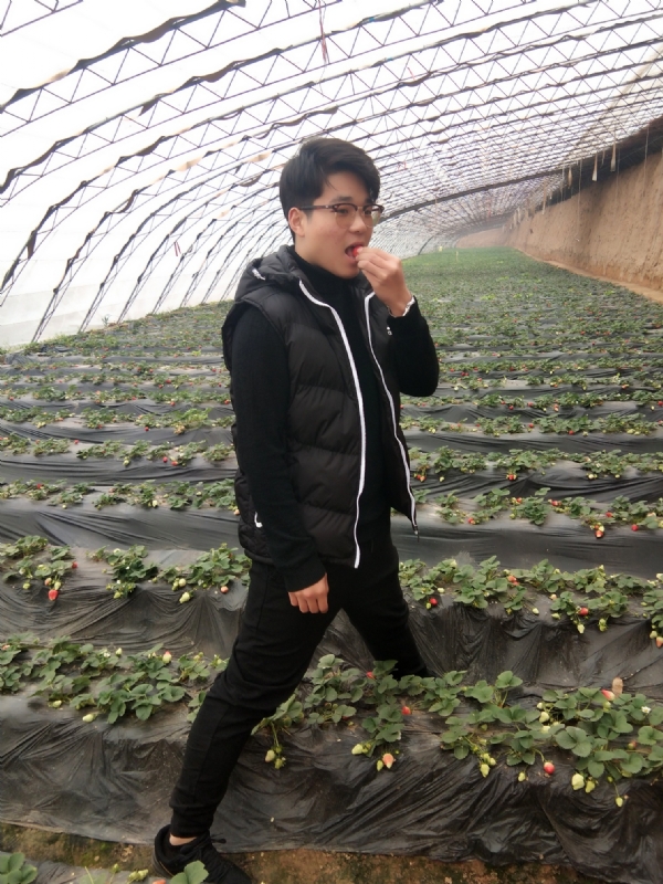 樊小广的第一张照片--茂名相亲服务中心