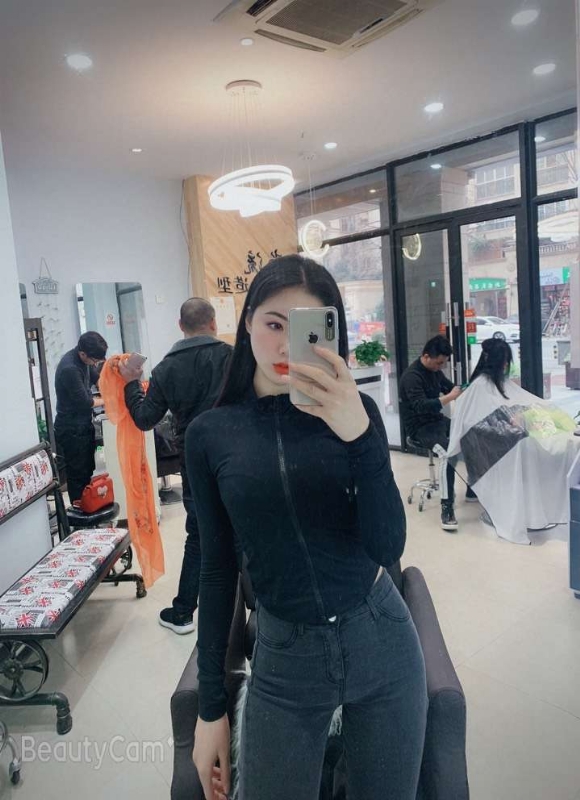 婷婷的第四张照片--茂名相亲服务中心