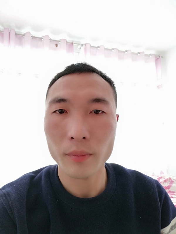 无悔的第一张照片--茂名相亲服务中心