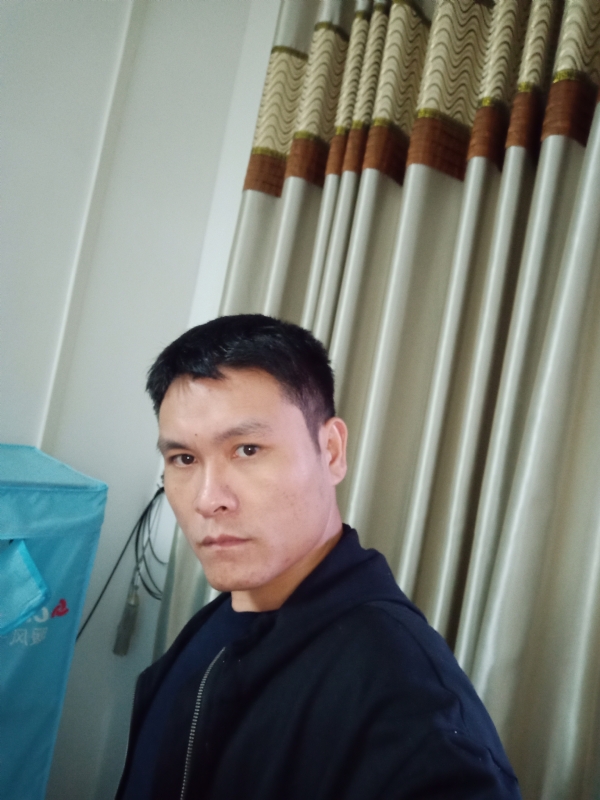 心如止水的第一张照片--茂名相亲服务中心
