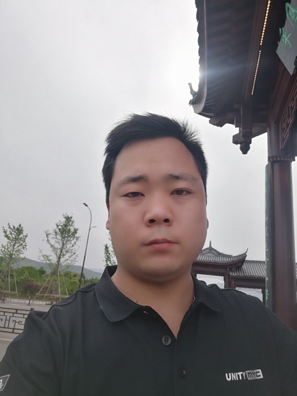 微笑的第一张照片--茂名相亲服务中心