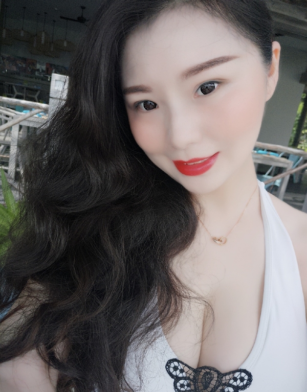 yoyo的第一张照片--茂名相亲服务中心