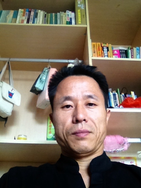 龙三少的第一张照片--茂名相亲服务中心