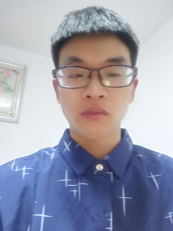 搬砖小伙的第一张照片--茂名相亲服务中心
