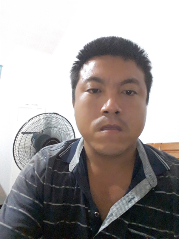 孤独的人的第一张照片--茂名相亲服务中心