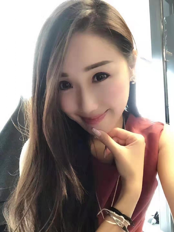 彩蝶的第一张照片--茂名相亲服务中心