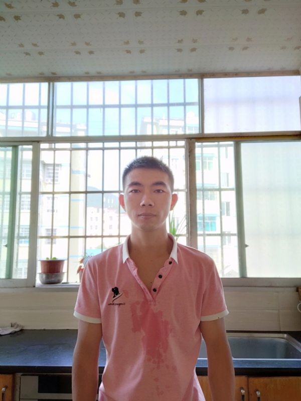 破晓依然的第一张照片--茂名相亲服务中心