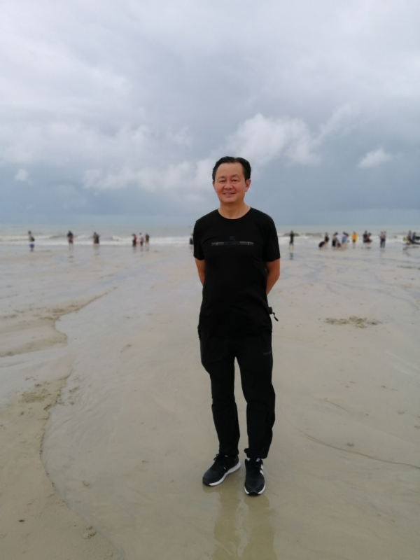 长寿的第一张照片--茂名相亲服务中心