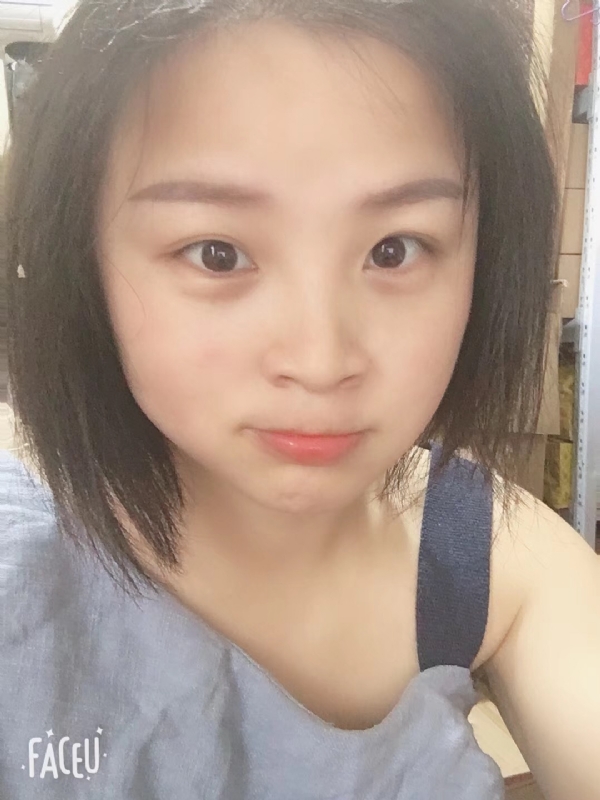瑞瑞的第一张照片--茂名相亲服务中心