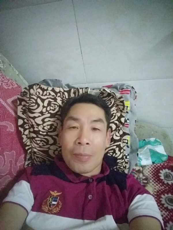随缘的第一张照片--茂名相亲服务中心