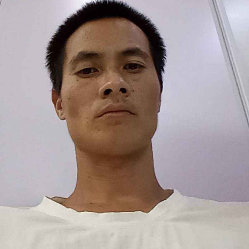 孤独的第一张照片--茂名相亲服务中心