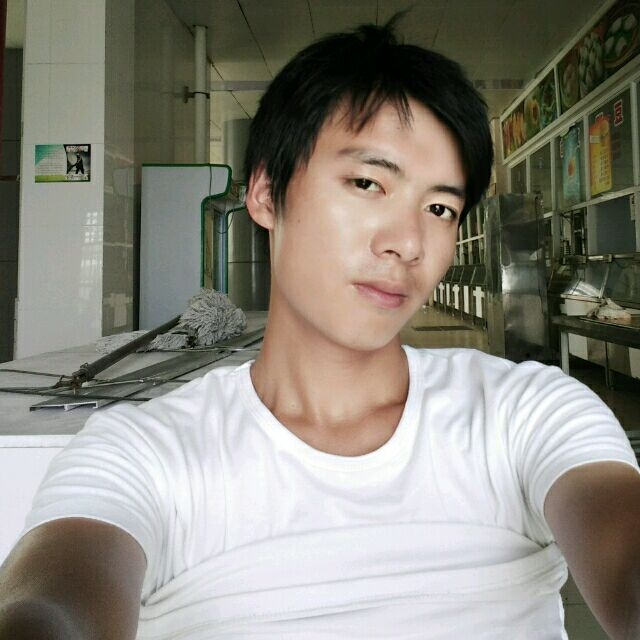 四爷的第一张照片--茂名相亲服务中心