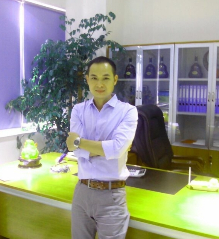 风中劲草的第一张照片--茂名相亲服务中心