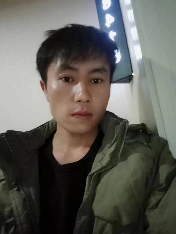 槑头槑脑的第一张照片--茂名相亲服务中心