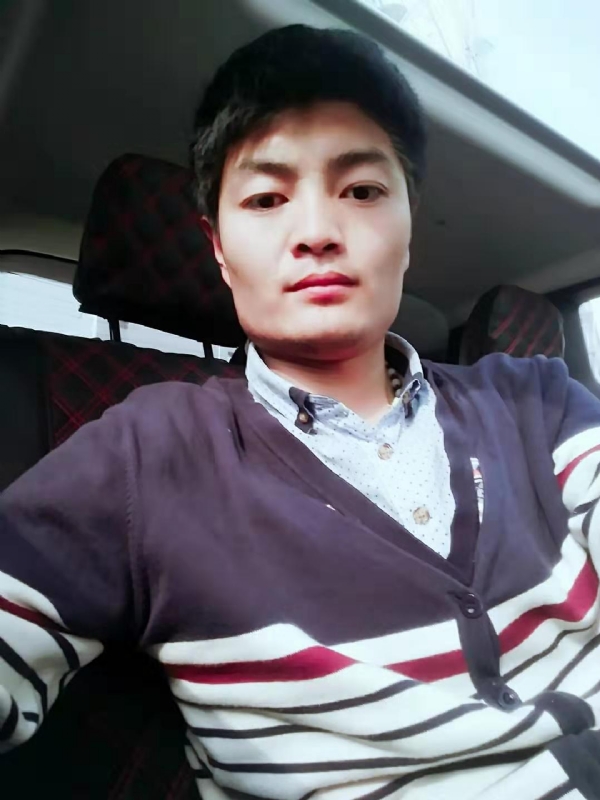 心畫的第一张照片--茂名相亲服务中心