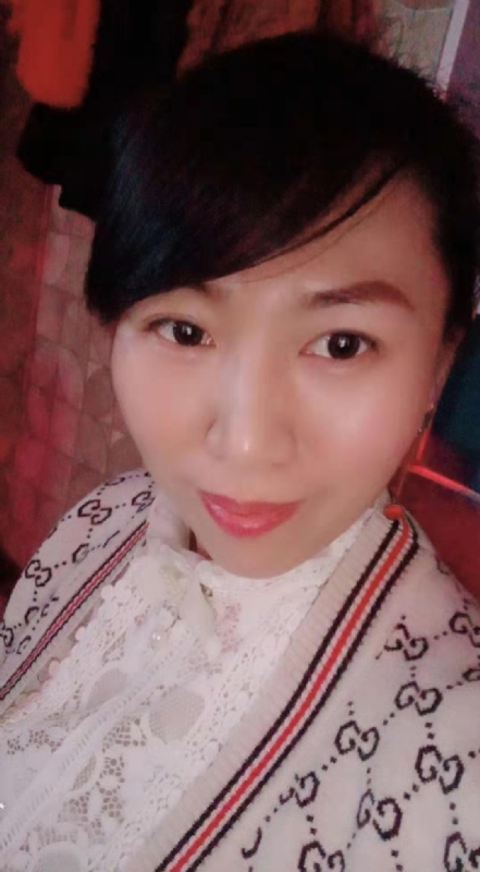 转角遇爱的第一张照片--茂名相亲服务中心