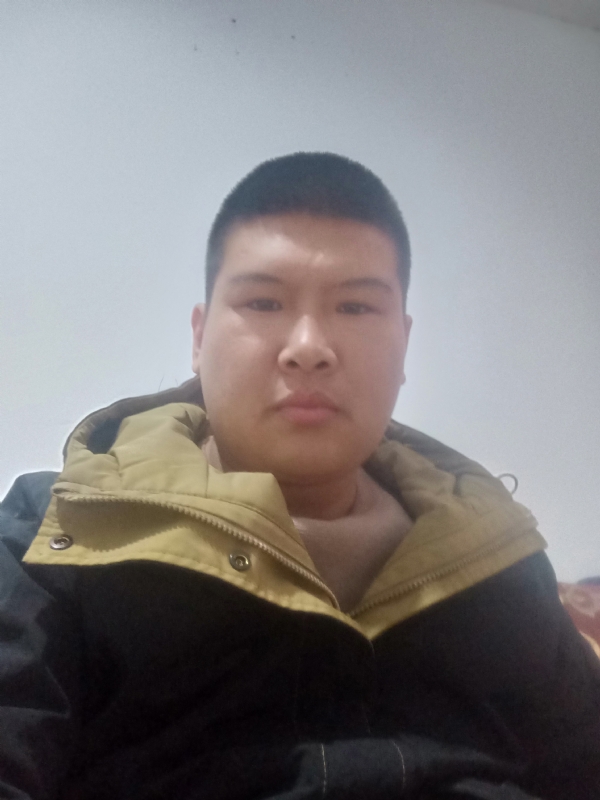 小辉辉2020的第一张照片--茂名相亲服务中心
