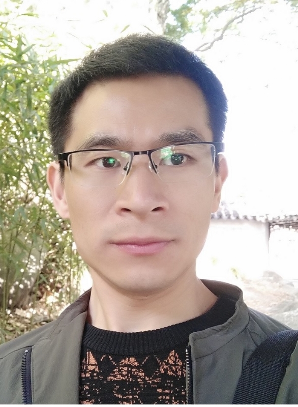 翔飞的第二张照片--茂名相亲服务中心