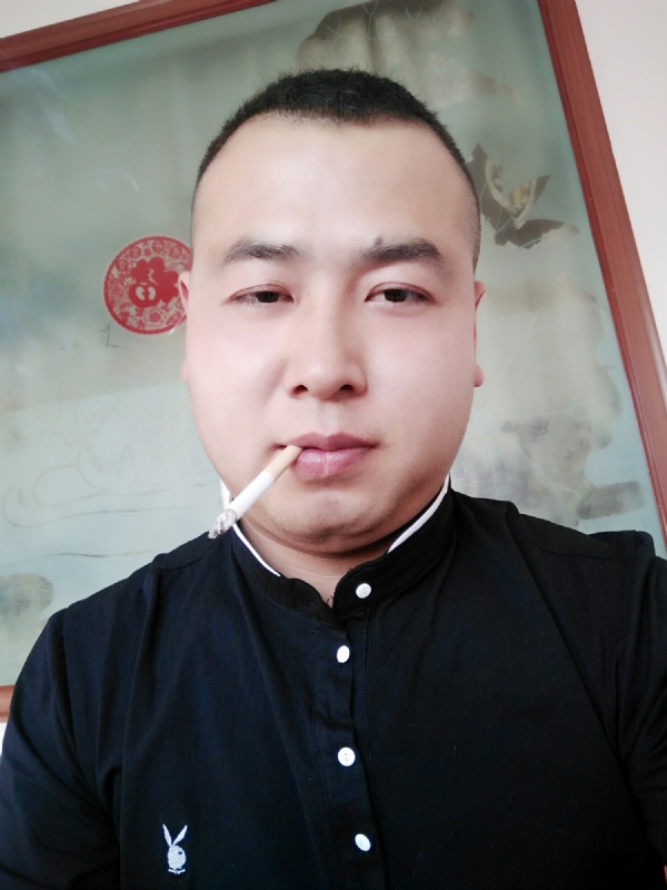 贰爺的第一张照片--茂名相亲服务中心