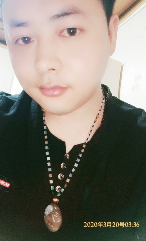 滴水成沙的第一张照片--茂名相亲服务中心