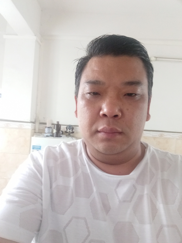 帅帅的第一张照片--茂名相亲服务中心