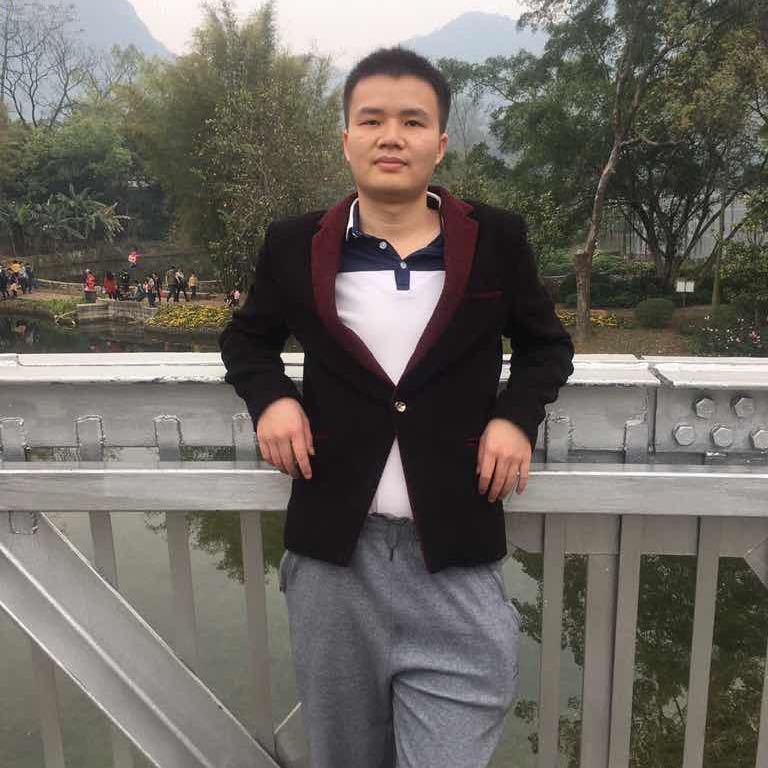 小龙龙的第一张照片--茂名相亲服务中心