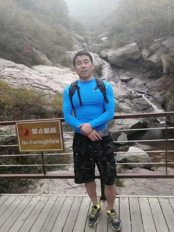 四季阳光的第一张照片--茂名相亲服务中心