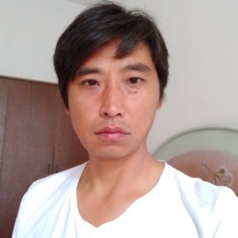 莞尔一笑的第一张照片--茂名相亲服务中心