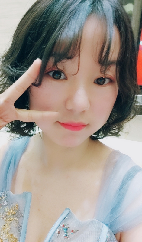 小c猫的第一张照片--茂名相亲服务中心