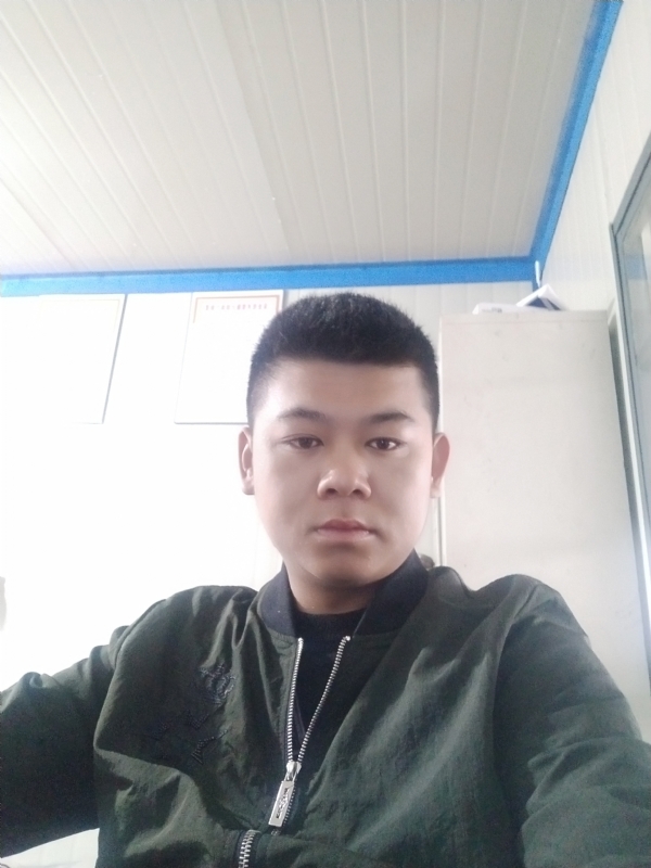 少校的第一张照片--茂名相亲服务中心