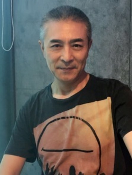 拥抱明天的第一张照片--茂名相亲服务中心